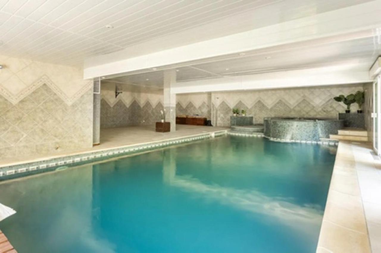 La Grignotiere Lodge & Spa Crecy-la-Chapelle Bagian luar foto